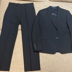 Ryan Seacrest Collection Mens Suit